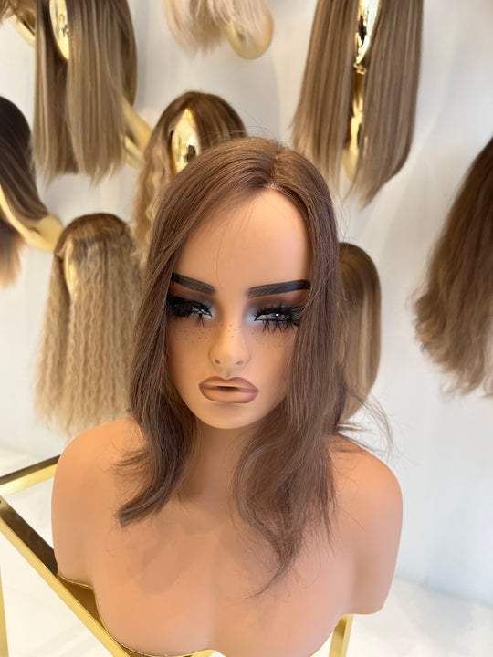 SUSAN  | LACE TOPPER