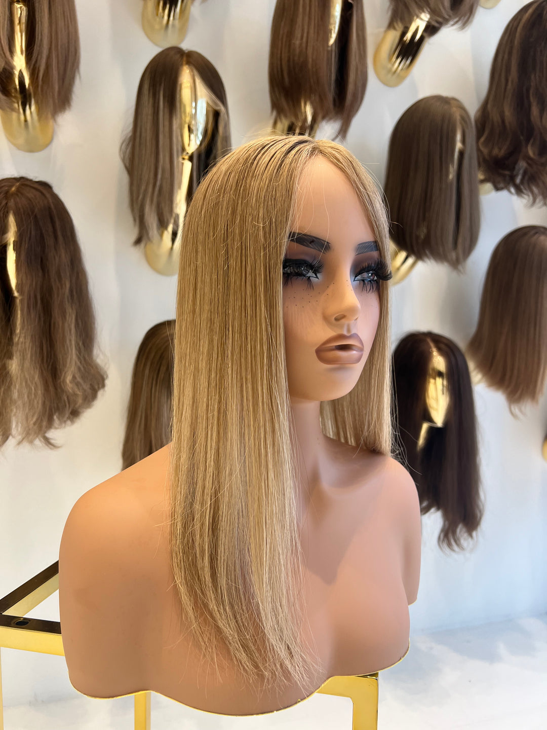 LINDSEY  | LACE TOPPER