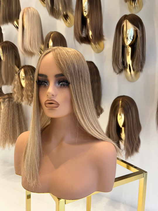 LINDSEY  | LACE TOPPER