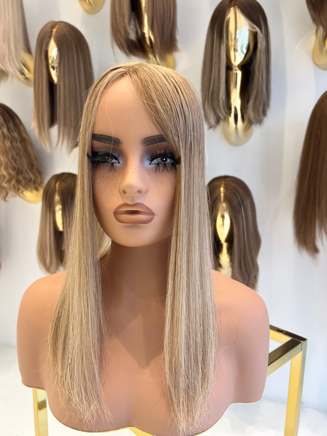 LINDSEY  | LACE TOPPER