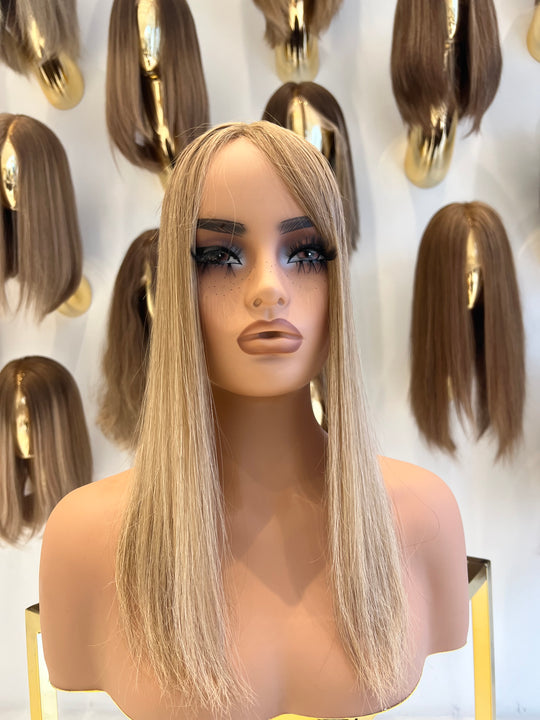 LINDSEY  | LACE TOPPER