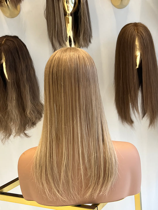 LINDSEY  | LACE TOPPER