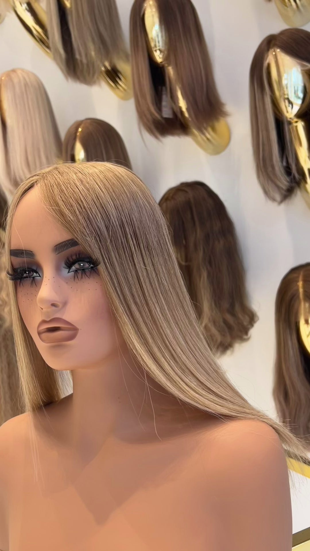 LINDSEY  | LACE TOPPER