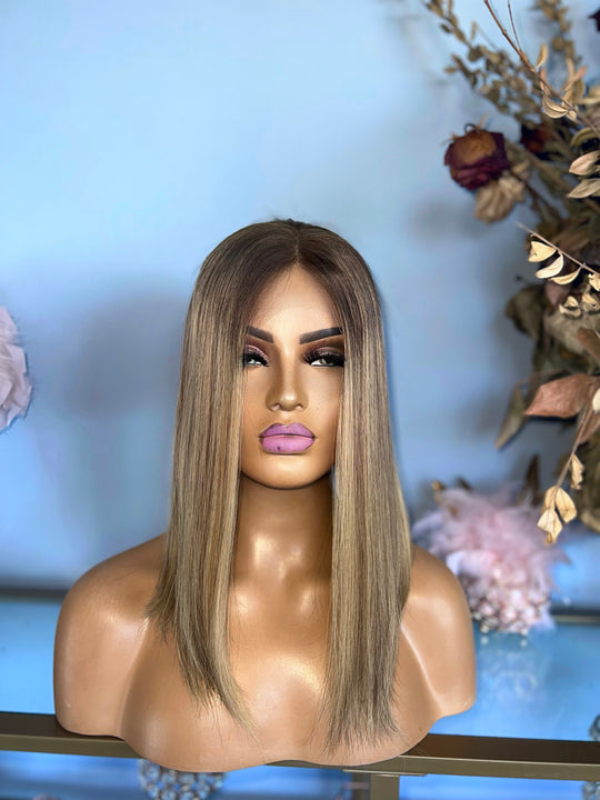 MELANIE | LACE TOPPER
