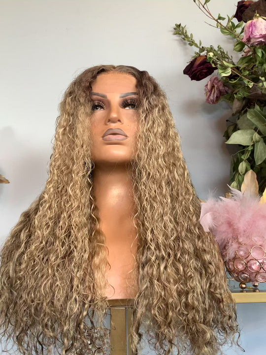 MELANIE CURLY | PREMIUM DOUBLE DRAWN