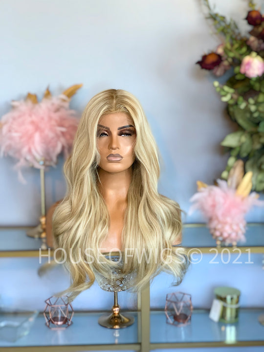 APRIL-EURO| SOTAÍ SILK TOP | HD LACE